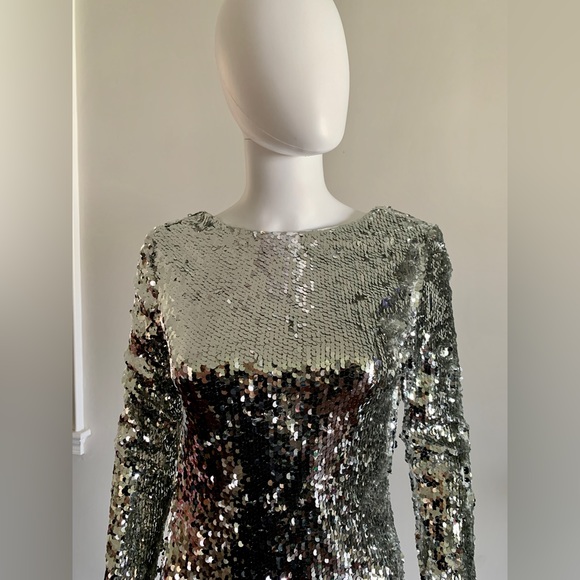 NWOT Marciano Platinum Sequin Dress - Picture 6 of 11